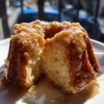 apple crumble bundt cake