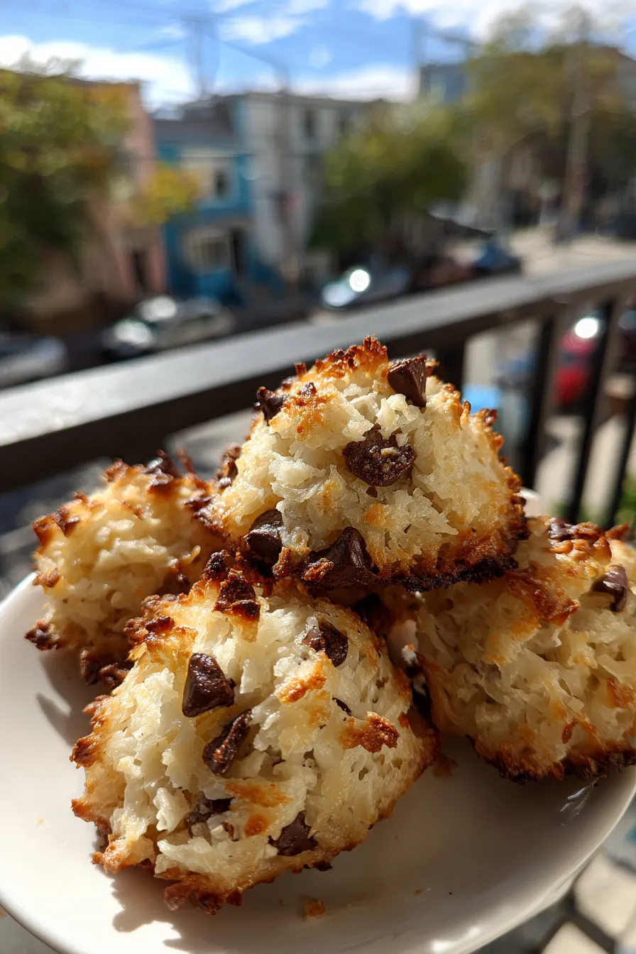 coconut chocolate chip macaroons